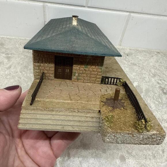 Faller wood house railway station Musberg #104 - Picture 3 of 10